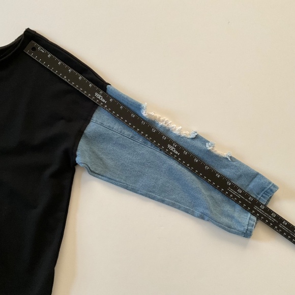 Reserved Women’s Sweatshirt Sz M Black Denim Distressed Sleeves Grunge Edgy Top - Picture 8 of 12